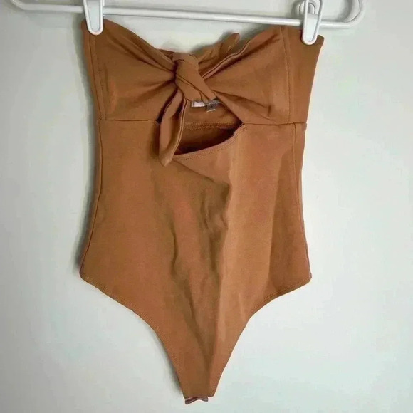 PRIVACY PLEASE BODYSUIT SMALL - Picture 1 of 16
